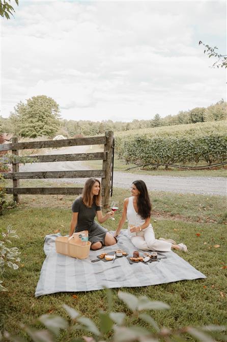 Pique-nique Exclusif (&copy;Le Vignoble du Ruisseau)