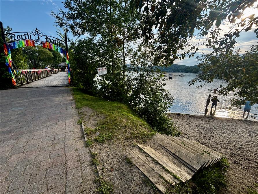  North Hatley  (&copy;Frank Scafuro)