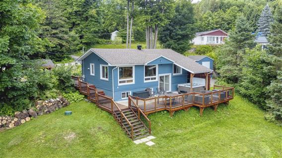 01 250_Des_Cedres_St_Calixte_EXT_03