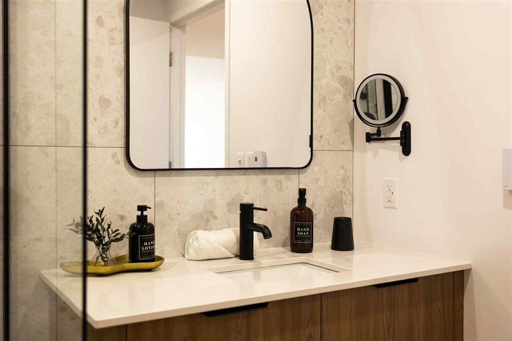 salle de bain (&copy;La capitainerie du Lac Mégantic)