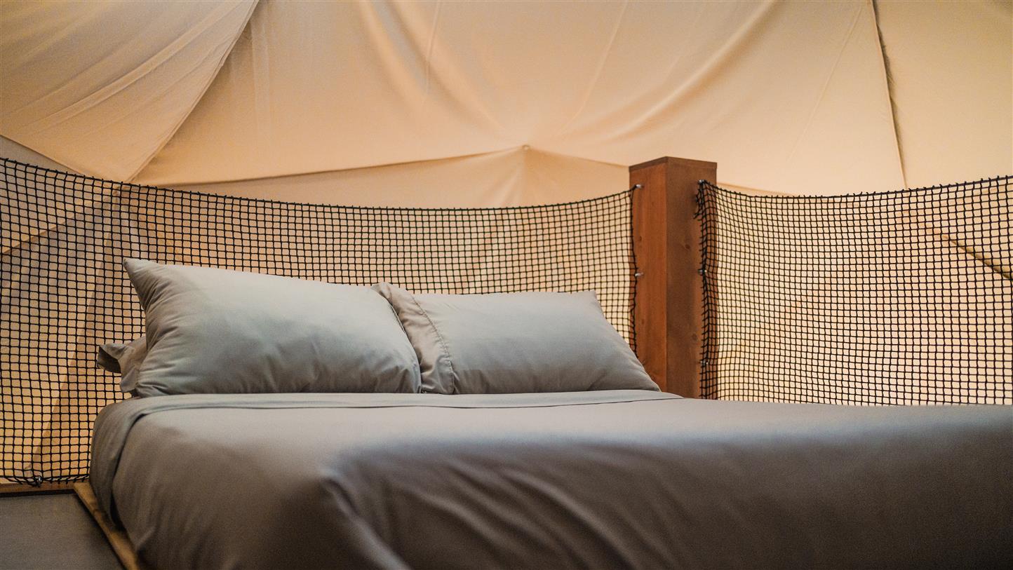 Lit supplémentaire dans la mezzanine accessible via une échelle