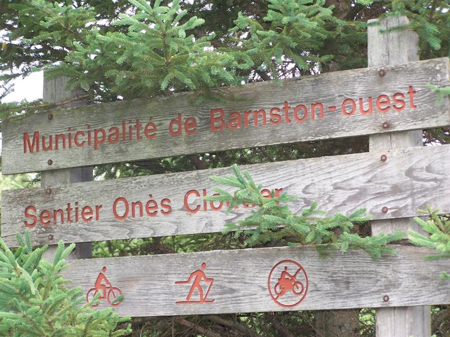Sentier Onès Cloutier (&copy;Municipalité de Barnston-Ouest)
