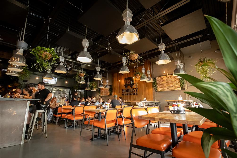 le pub (&copy;Virage Multimédia)