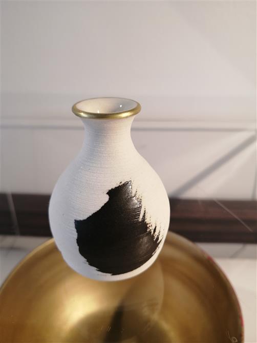 Vase collection Ivoire (&copy;Coralie Huckel - Artiste Céramiste)