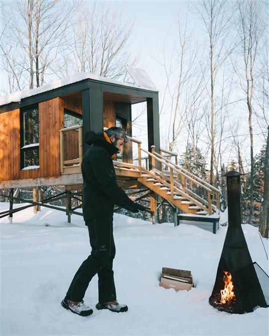 Foyer extérieur à chaque cabine et à chaque emplacement de camping (&copy;Yulneverroamalone)