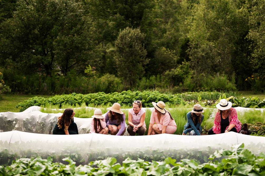 Atelier dans les jardins (&copy;Charles & Annie Photographie 2024)