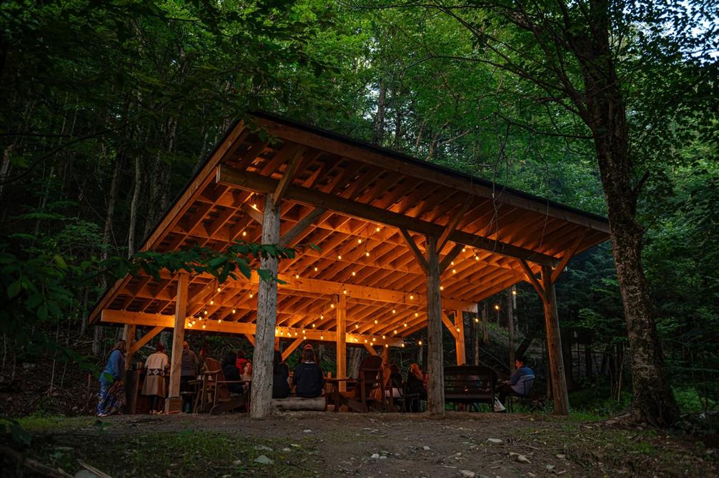 Abri d'été (&copy;Mont Élan)