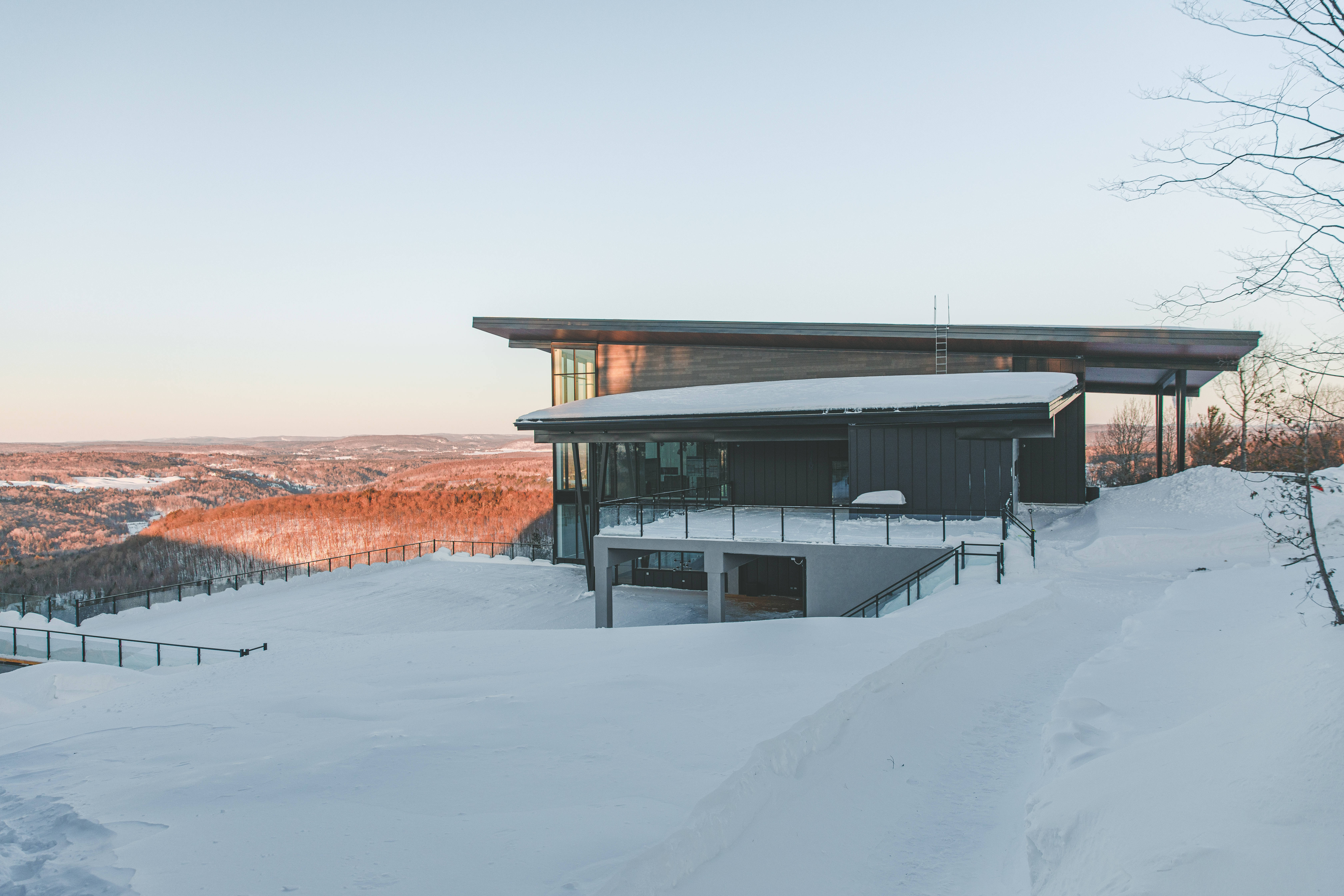 Auberge de la Montagne Coup&#233;e