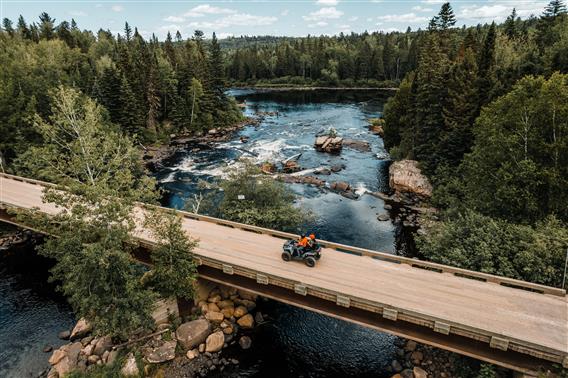 Auberge du lac taureau_Été-VTT