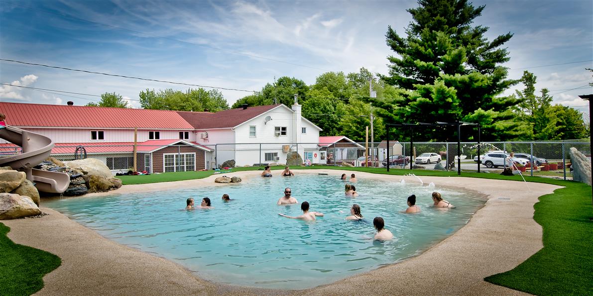 Camping Famille Jeux IMG_8076_A (&copy;Auberge Papillon Lune)