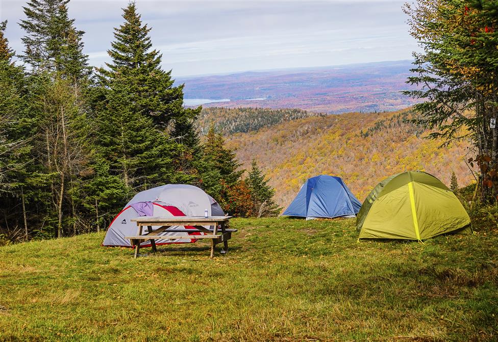 Camping d'automne (&copy;Mont SUTTON)