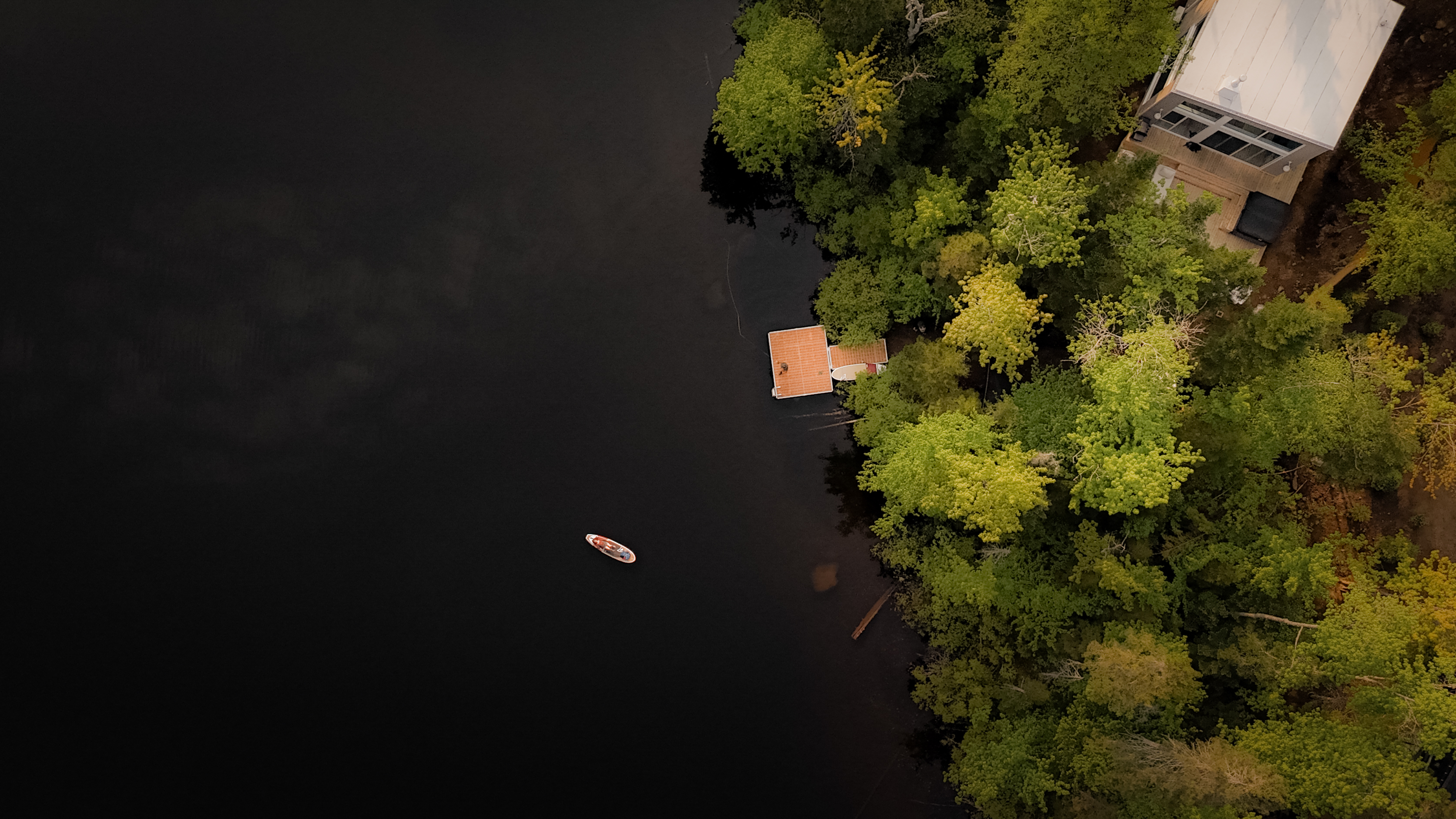Extérieur et lac vue aérienne