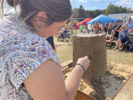 Chanel Fortin au speed carving Festi-Sable 2025