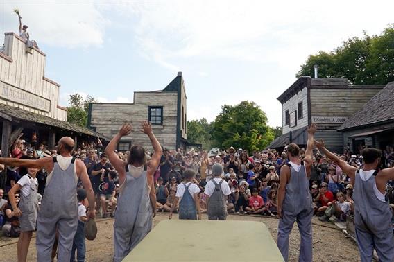 Cirque Alfonse au Village
