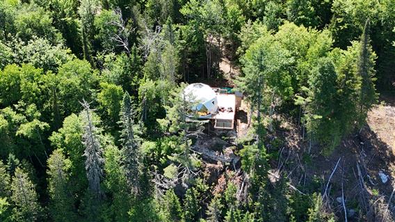 Dôme intime au coeur des montagnes de la Matawinie