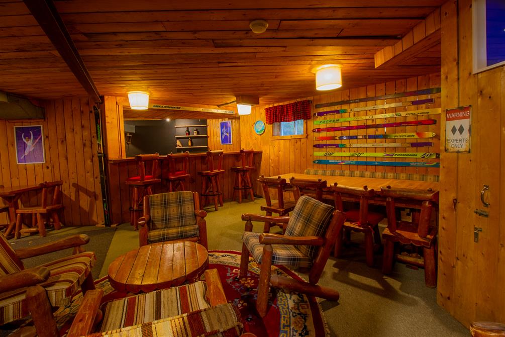 Bar après-ski (&copy;Les Chalets Nature)
