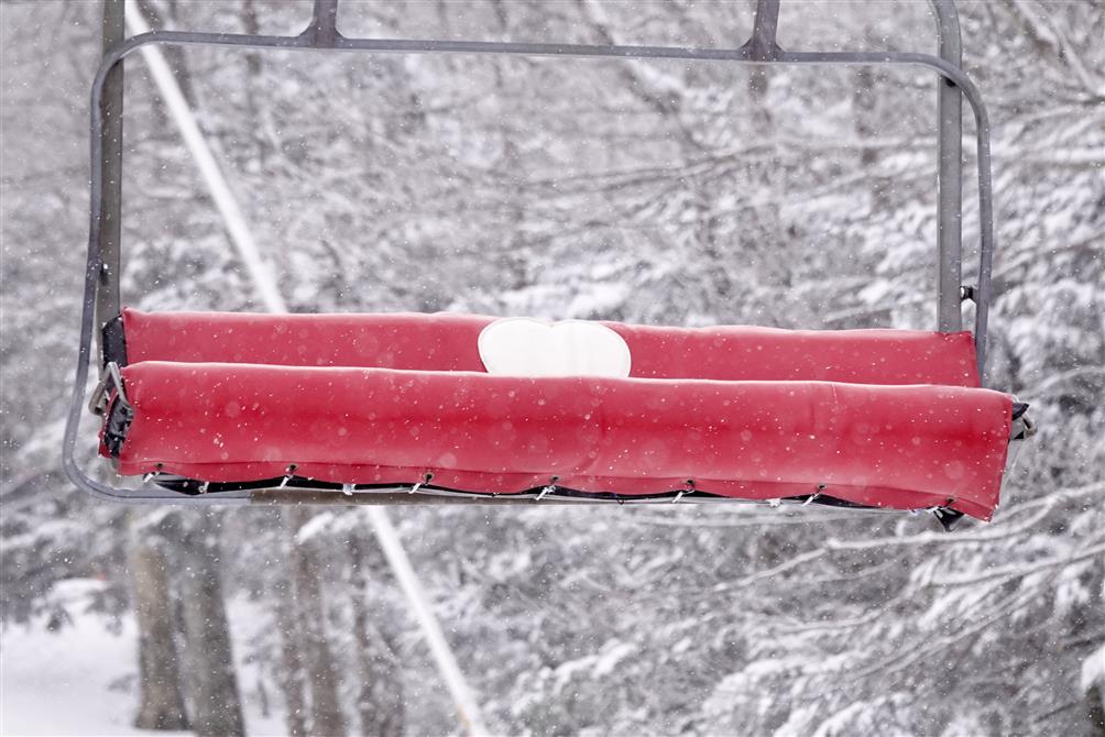 Chaise de l'amour (&copy;Bernard Brault, ©2024)