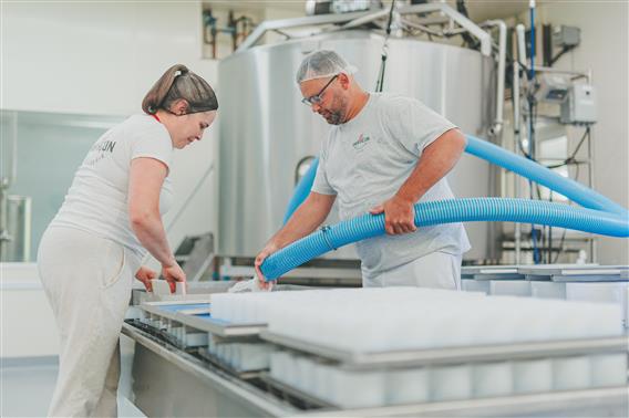Fromagerie-Amafacon_ete2024_HR_credit-photo_Simon-Laroche5