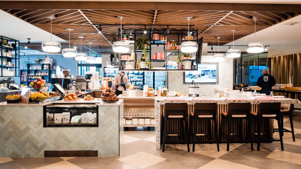 HÔTEL SHERATON LAVAL - Tourisme Laval