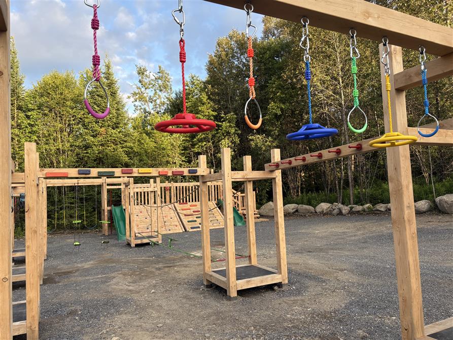 Parcours à obstacles (&copy;Aux Pignons Rouges)