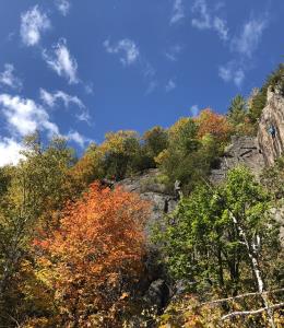 Parc de la falaise cachée