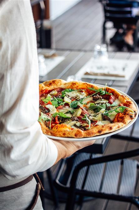 Pizza (&copy;Clara Corcoran)