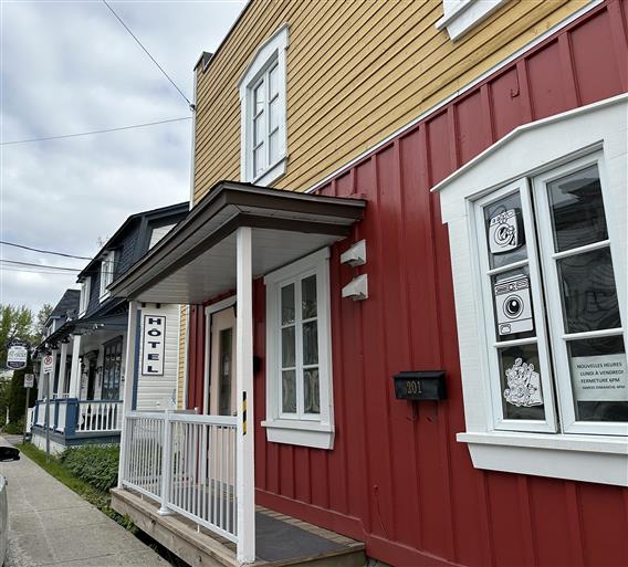 Auberge - Bâtiment voisin (Chambres 8-9-10)