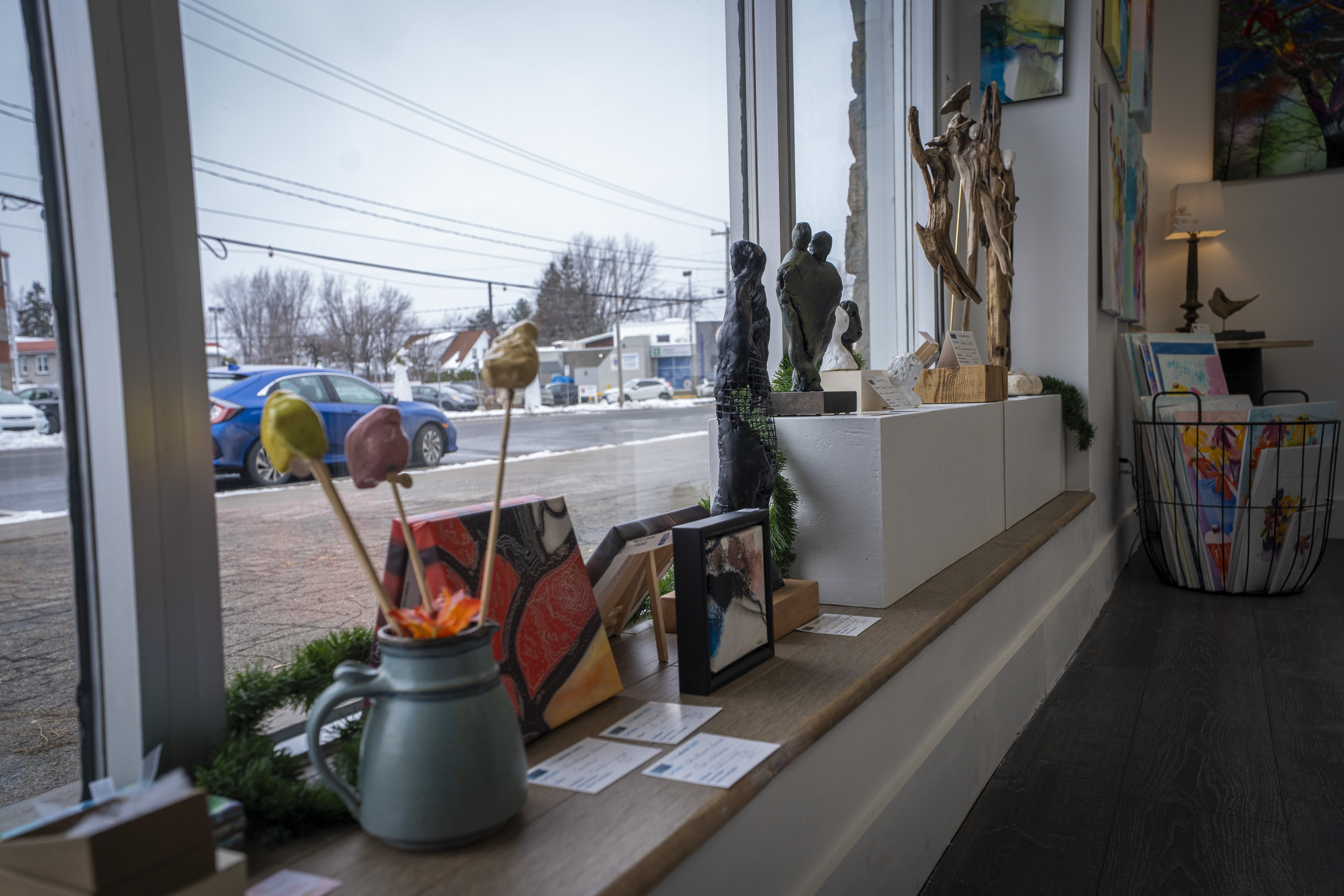 LA Galerie 2065_14..Fenêtreavant.SculpturesHélèneBouchard-Gauthier.SculpturesSylvieDroletJPG