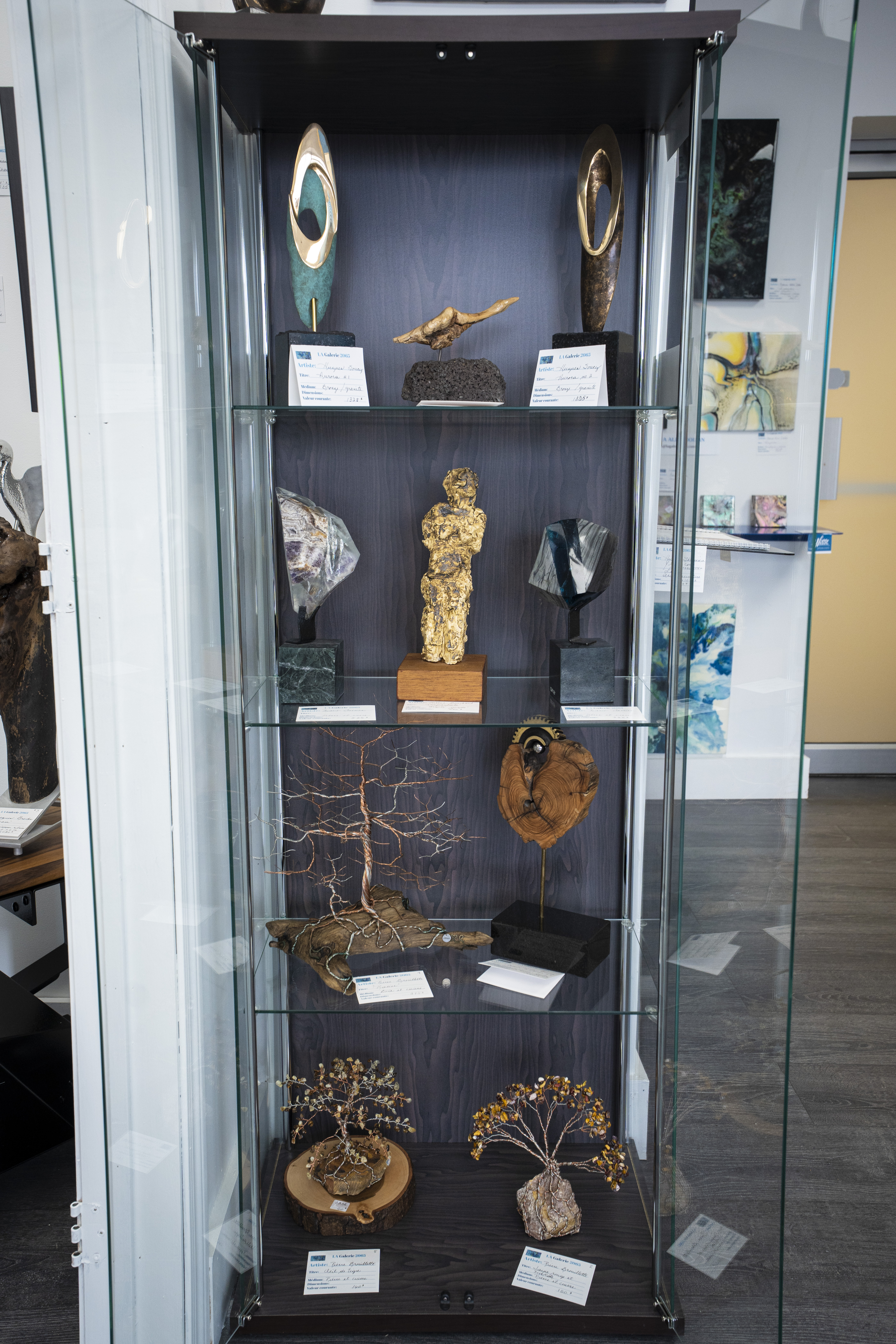 LA Galerie 2065_8.JCurio.Sculptures.HuguesSoucy.MarioCarrier.PierreBrouillettePG