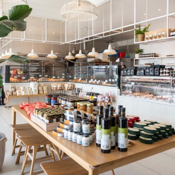 La Bête à Pain Bakery, Laval