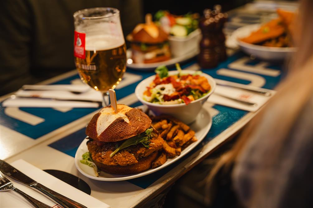 Menu gourmand (&copy;Burger Pub)