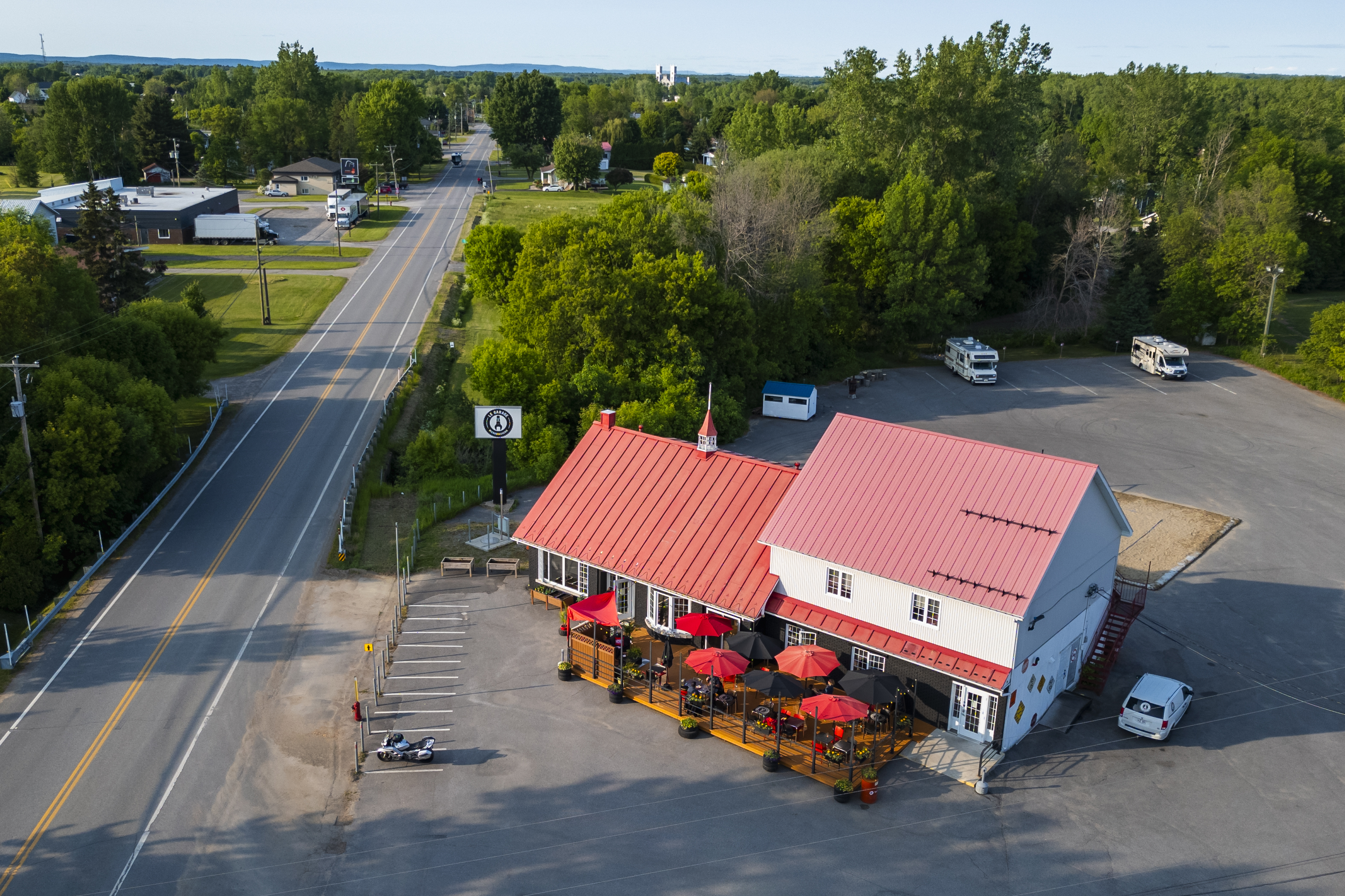 Microbrasserie Le Garage - extérieur drone 