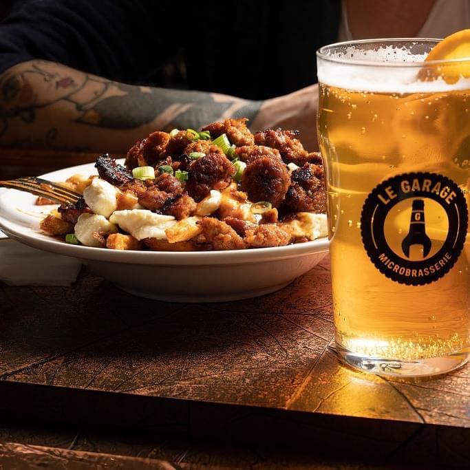 Microbrasserie le garage- Poutine