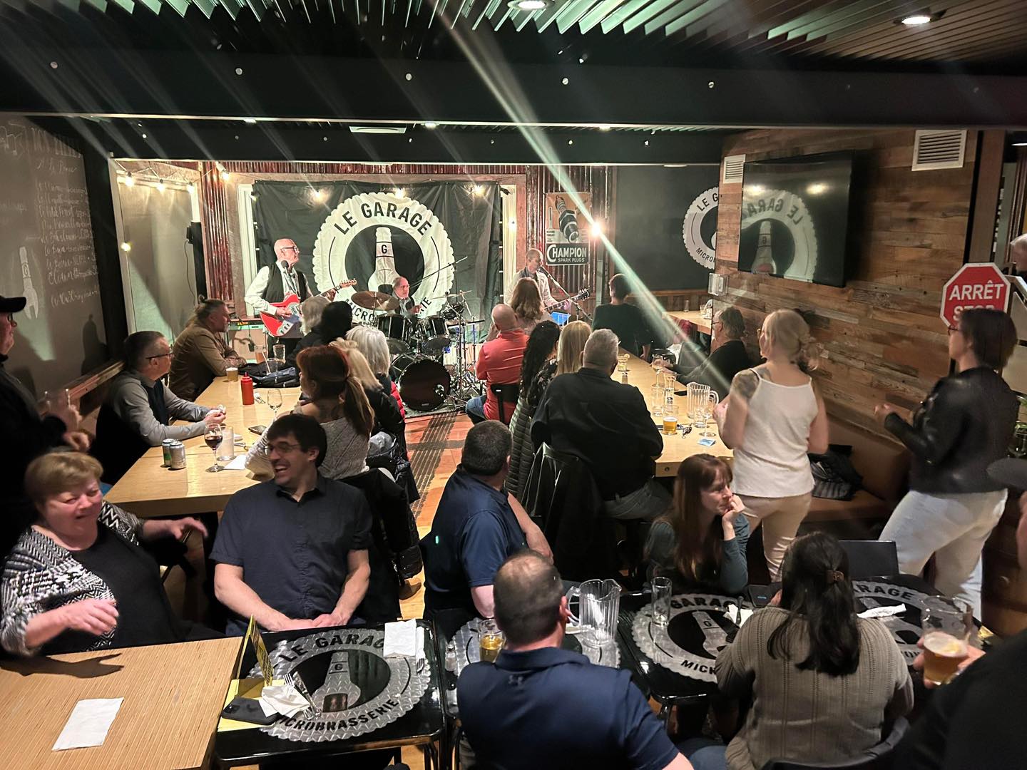 Microbrasserie le garage- Soirée spectacle