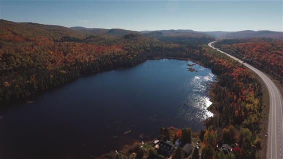 Notre-Dame-de-la-Merci_drone_automne_credit Louis Coutu2