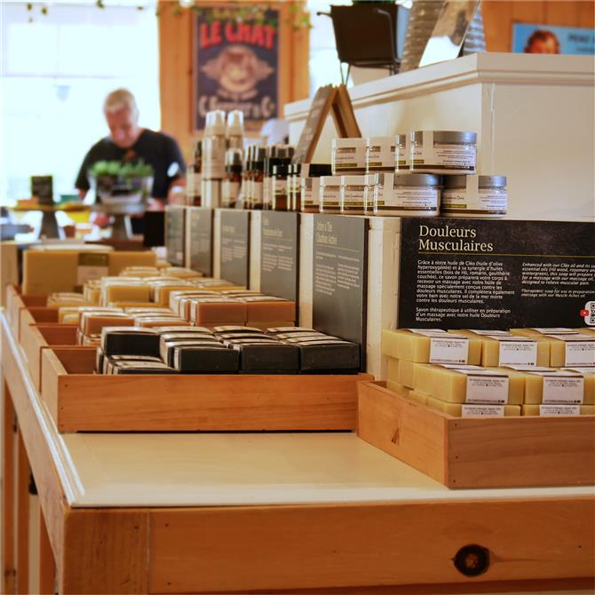 Phytopur et Laurent (&copy;Savon des Cantons)