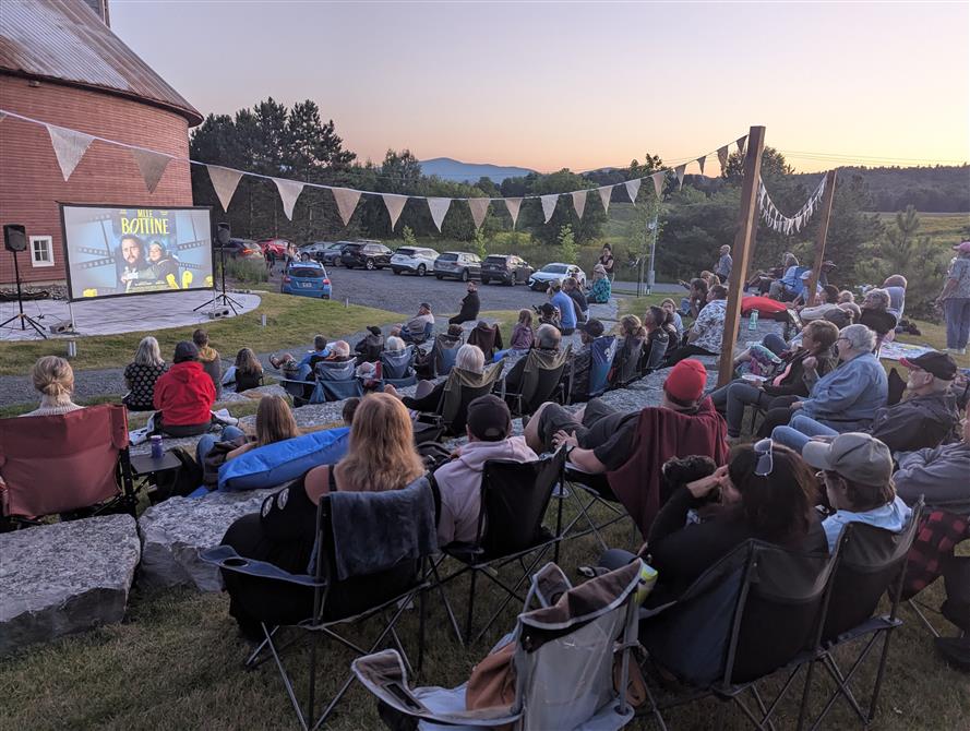 Cinéma plein air (&copy;Canton Potton)