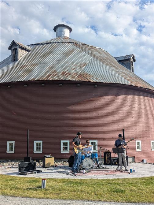 Musique à la grange (&copy;Canton Potton)