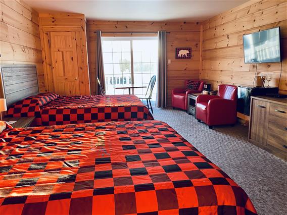 PLB-chambre-16-2-lits-fauteuil-rouges-chambre-complete