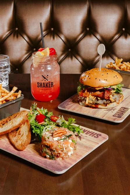 Burger et tartare saumon-chèvre (&copy;SC&M)