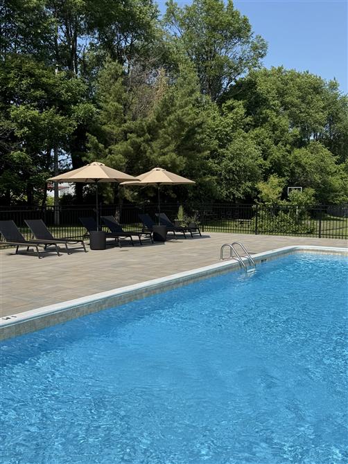 Piscine (&copy;Kim Rondeau)