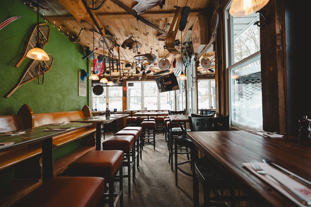 Salle à manger (&copy;Burger Pub)