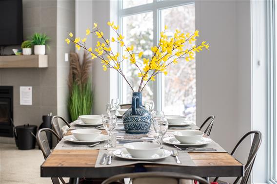 Salle à manger 8places