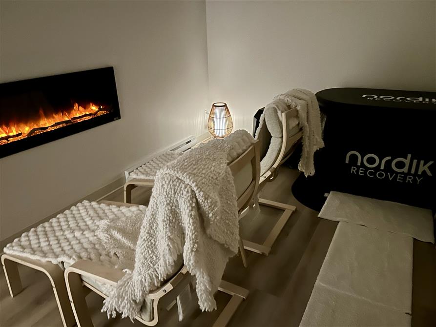 Sauna infrarouge et bassin froid  (&copy;L'Espace Bi )