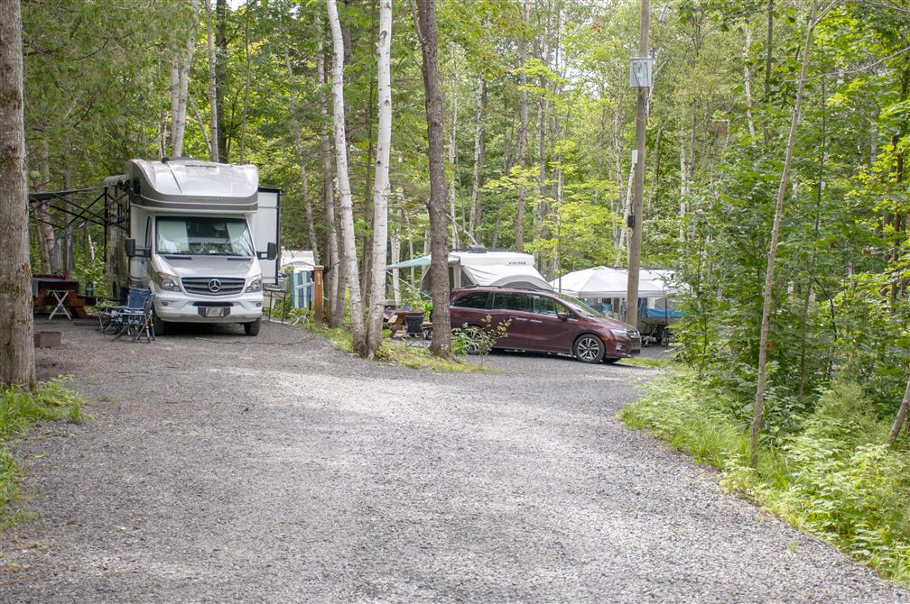 Site voyageur boisé - Camping Aventure Mégantic (&copy;Camping Aventure Mégantic)