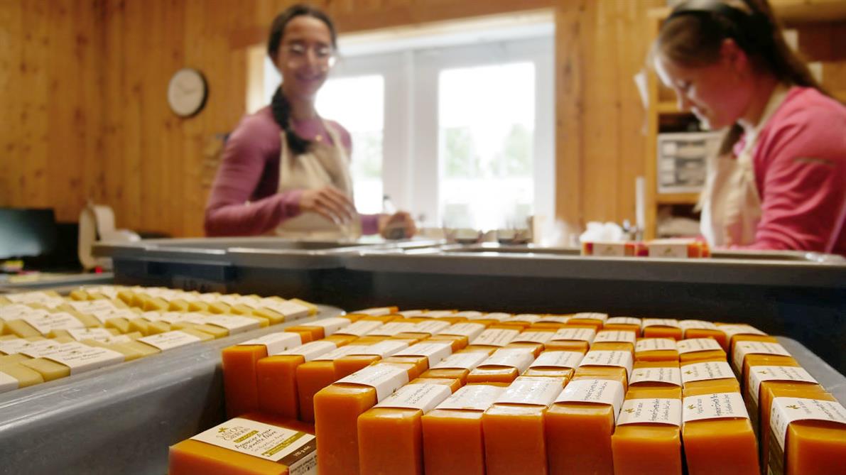 emballage des savons (&copy;Savon des Cantons)