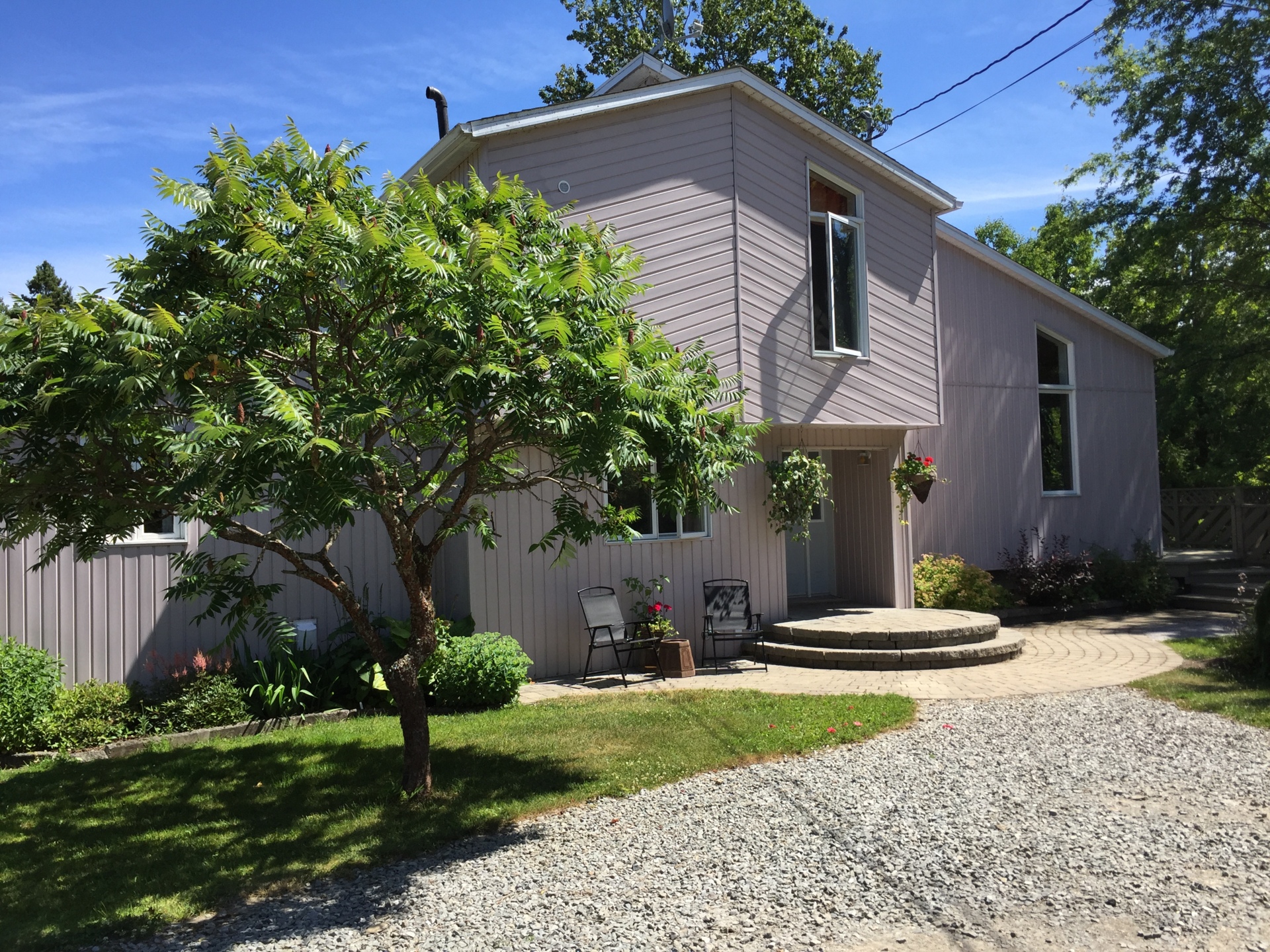 Hébergement Des Trois Lacs Cottage / apartment / tourist home Saint