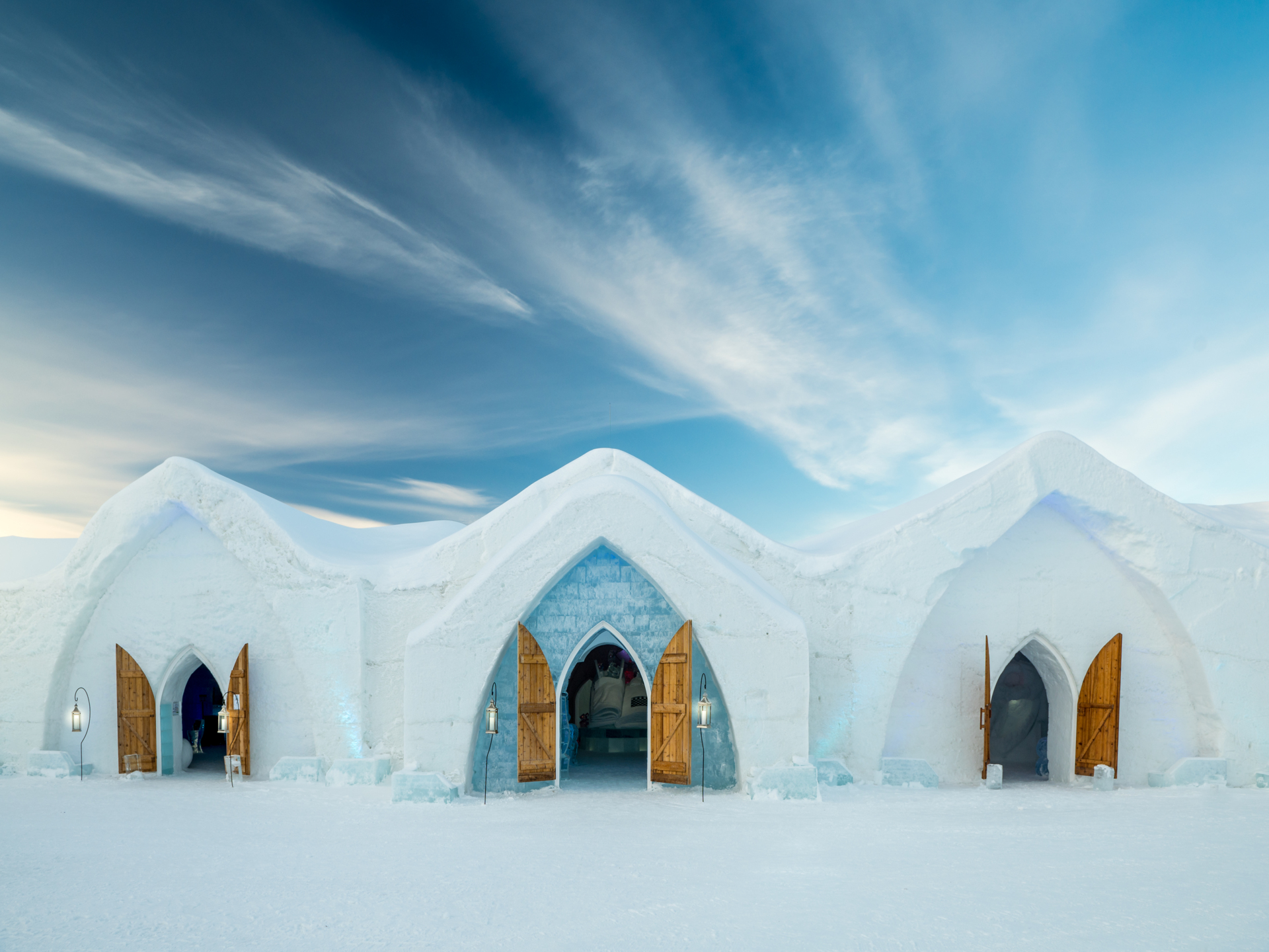 Hôtel De Glace | Amusement Park | Saint-Gabriel-de-Valcartier | Bonjour ...