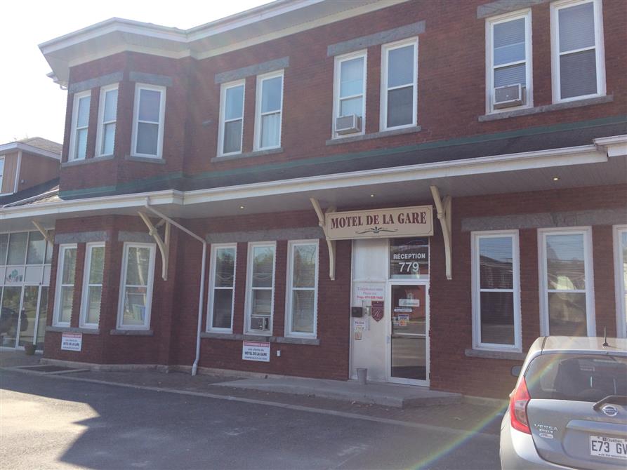 Extérieur (&copy;S.Lacroix)