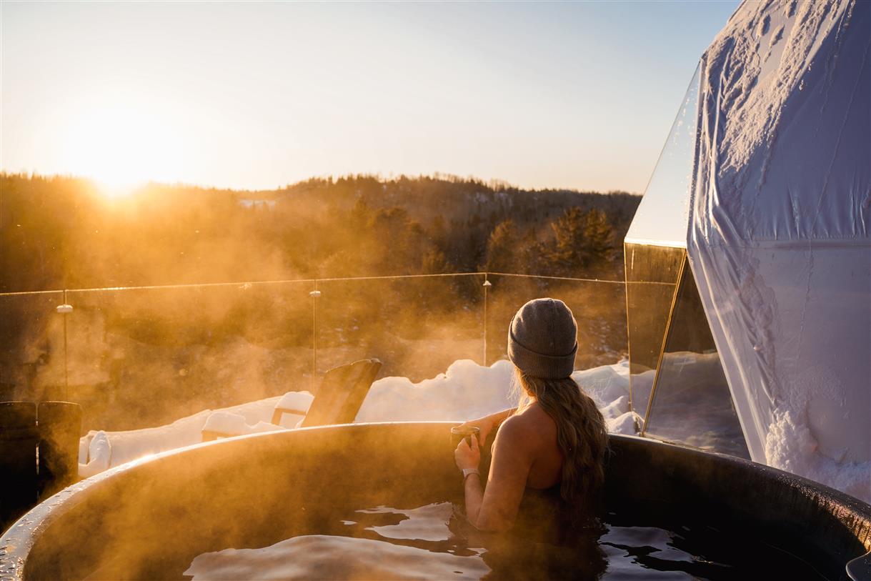 Spa scandinave privée sur votre terrasse et levers de soleil